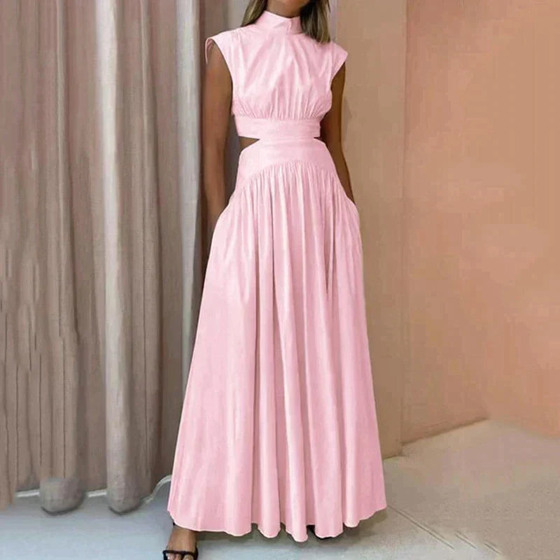 Robe Longue Élégante à Côtés Ouverts Coupe Sophistiquée Fluide