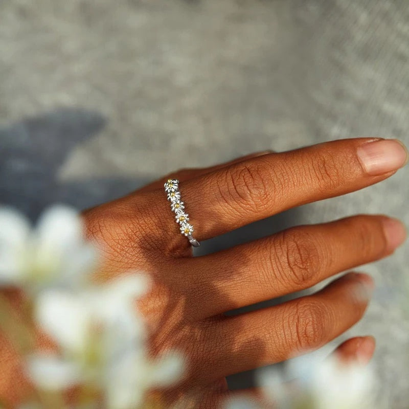 Alice Leroy® | Bague marguerite en filigrane Emilia-Calou