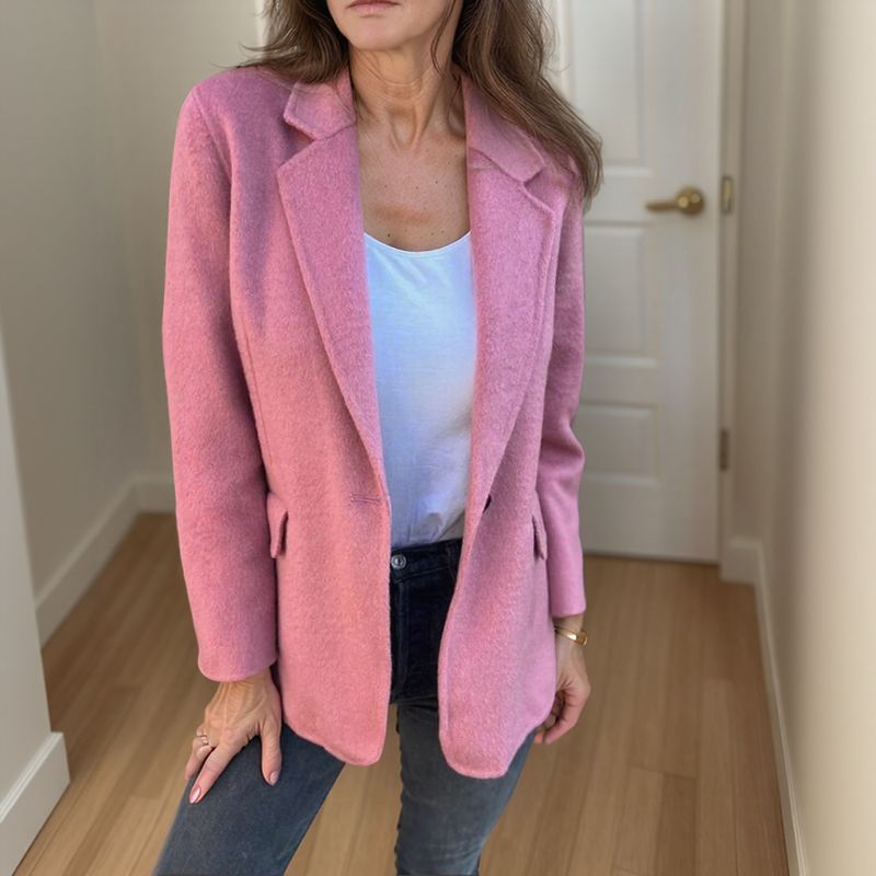 Leandra™ - Blazer doux à fermeture boutonnée