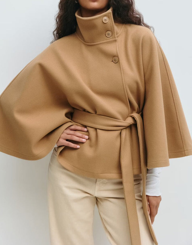 Veste cape ceinturée