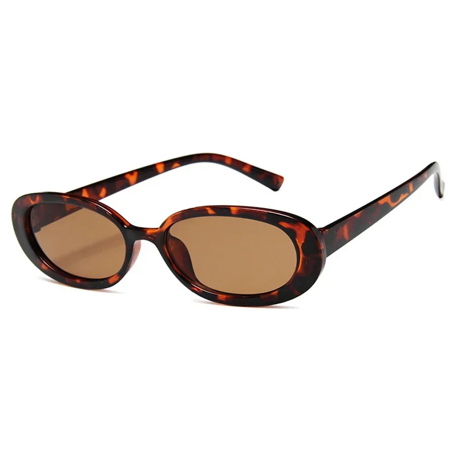 Lunettes de soleil à verres clairs d'inspiration vintage