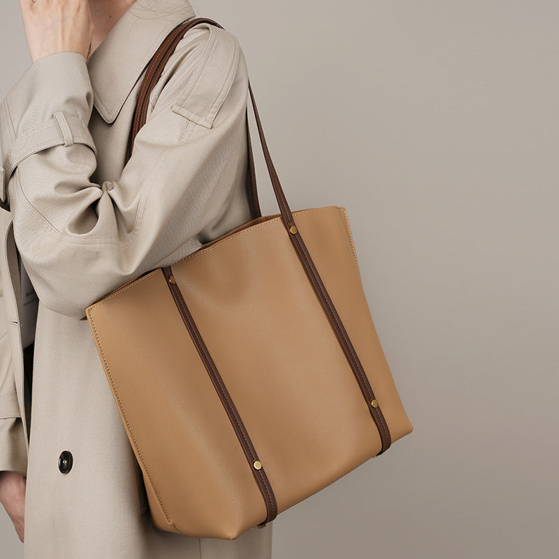 Sac fourre tout en cuir lisse