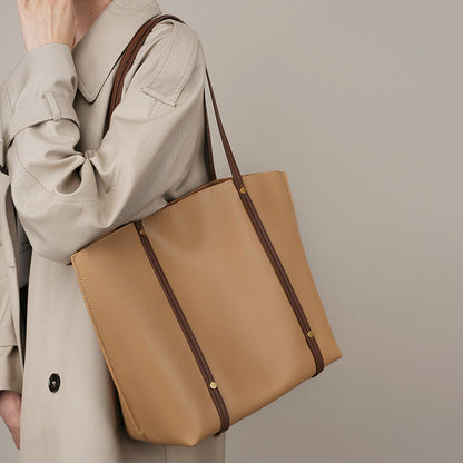 Sac fourre tout en cuir lisse