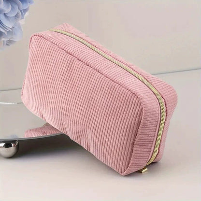Trousse en velours côtelés
