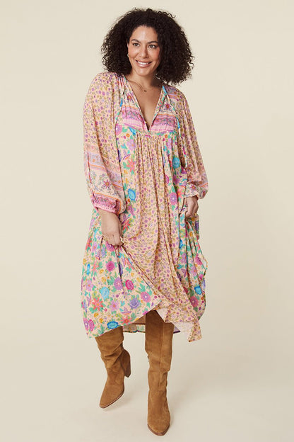 Pauline Laurent® | Robe midi paysanne Milba avec imprimé Aditi-Splice