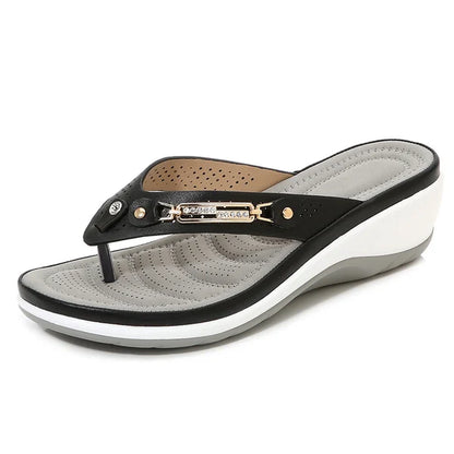 Astrid™ | Tongs Rembourrées Élégantes