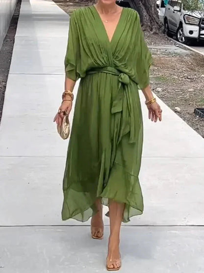 Robe d'été élégante à col en V