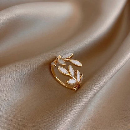 Issabeau™ Bague Feuillage Ajustable