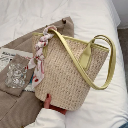 Sac fourre-tout en fibre naturelle avec foulard