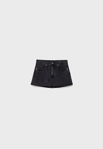 Mini-jupe-short en denim décontractée pour un style quotidien sans effort