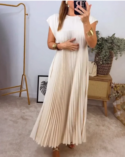 Robe Unie Plissée Sans Manches