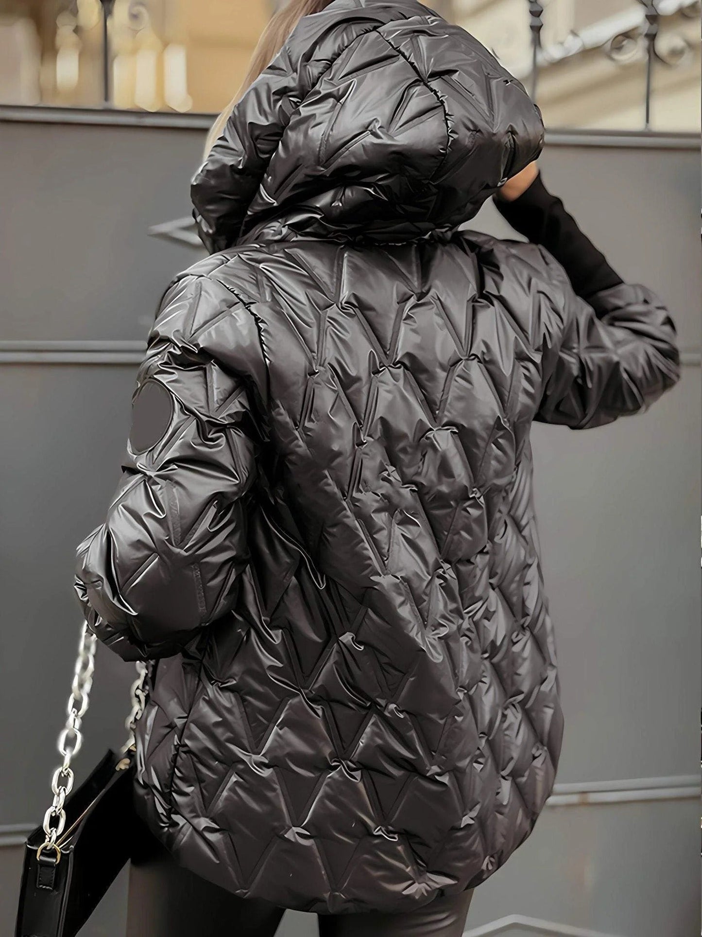 Veste à capuche et manches longues