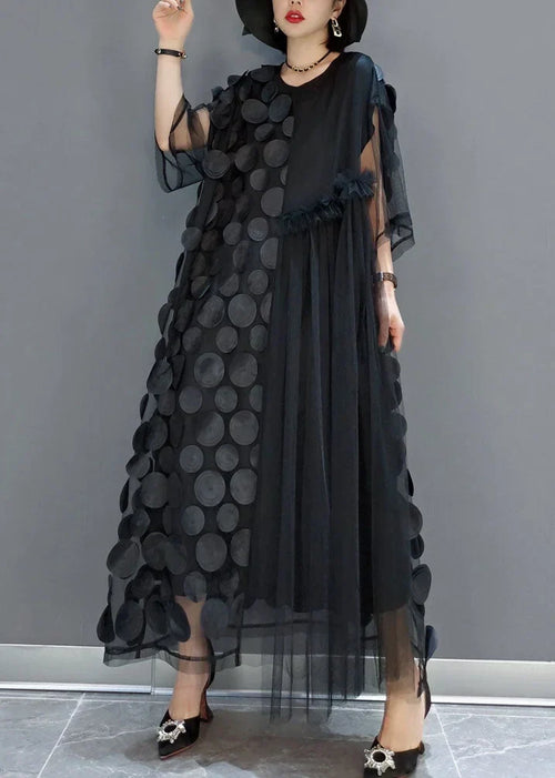Robe de soirée en tulle à encolure ronde et manches asymétriques