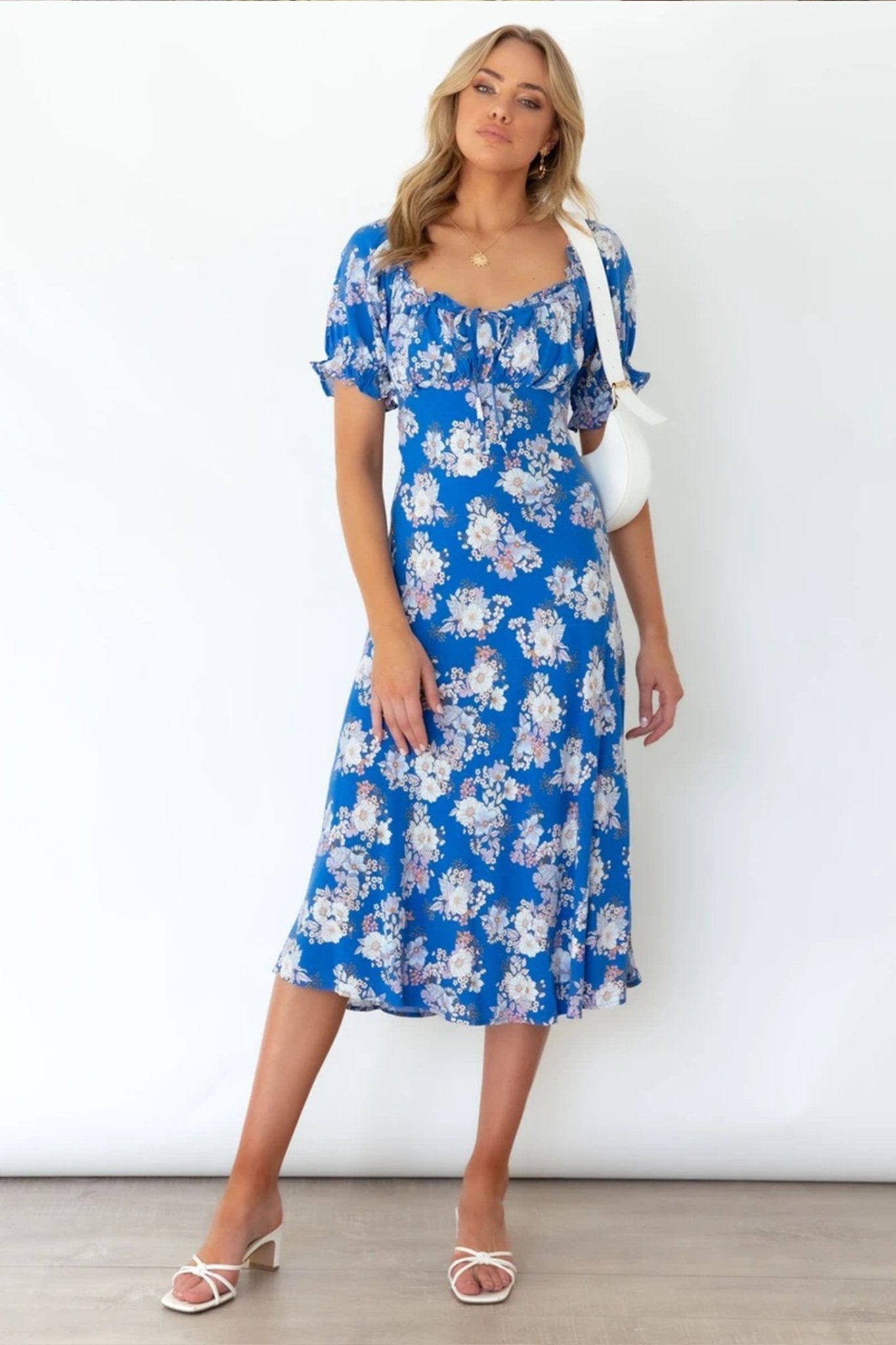 Pauline Laurent® | Robe midi avec manches ballon en forme de cœur