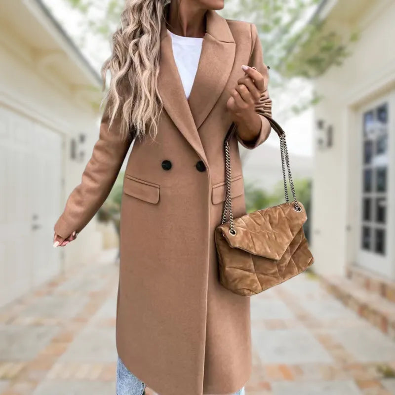 Isabelle Moreau | Manteau long élégant et stylé