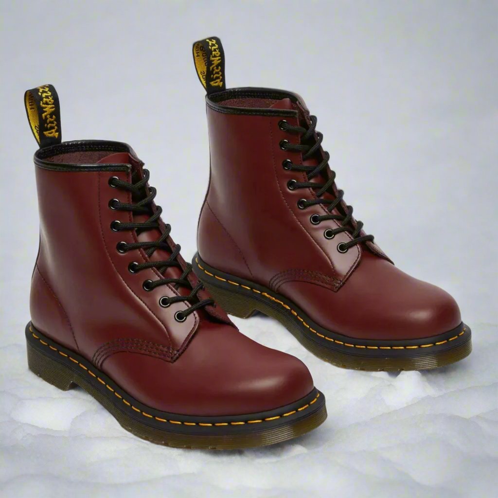 Bottes en cuir classiques élégantes à lacets