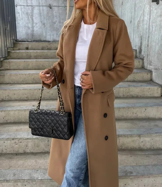 Manteau chic ceinturé à double boutonnage avec poches