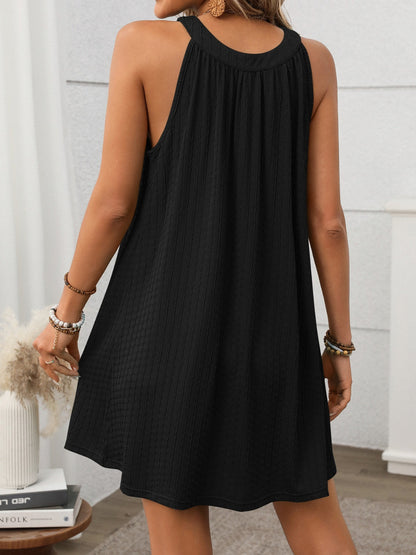 Sophie Paris® | Robe Mini Texturée à Col Grec avec Coupe Élégante