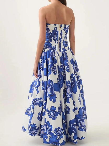 Robe longue fleurie avec encolure Carmen et détails froncés