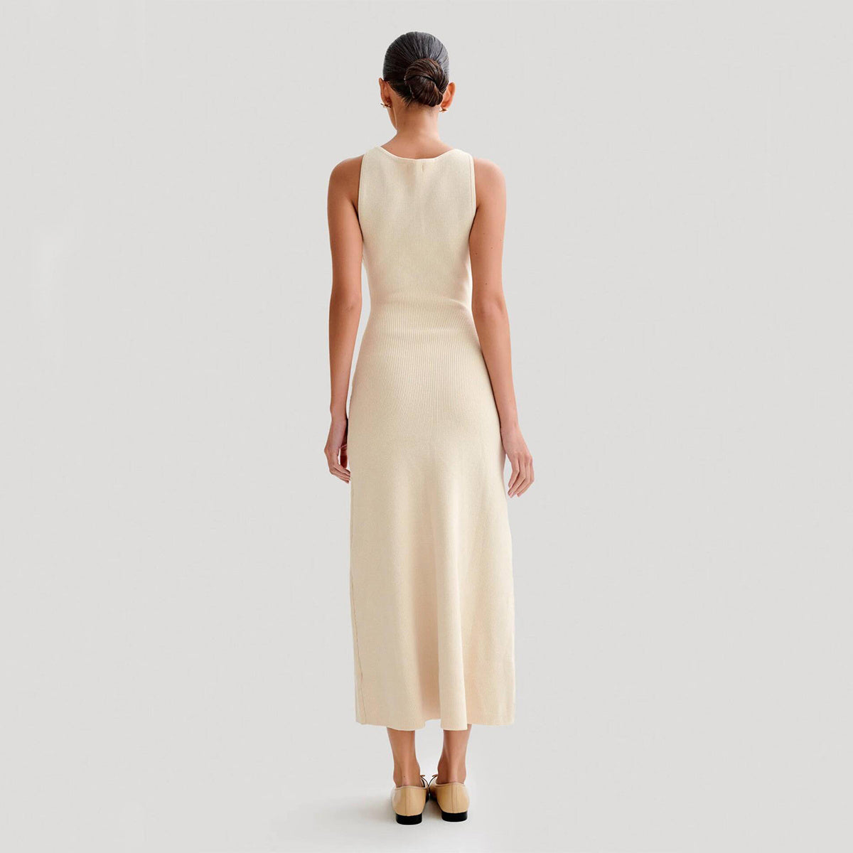 Robe Élégance _Boutonnage Chic