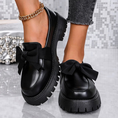 Mocassins épais en cuir verni pour femmes