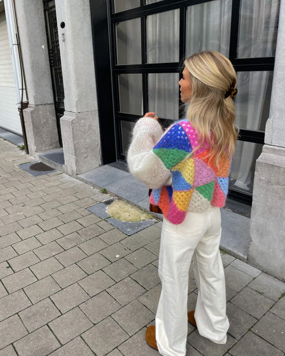 Confortable pull-over en maille structurée avec détails accentués