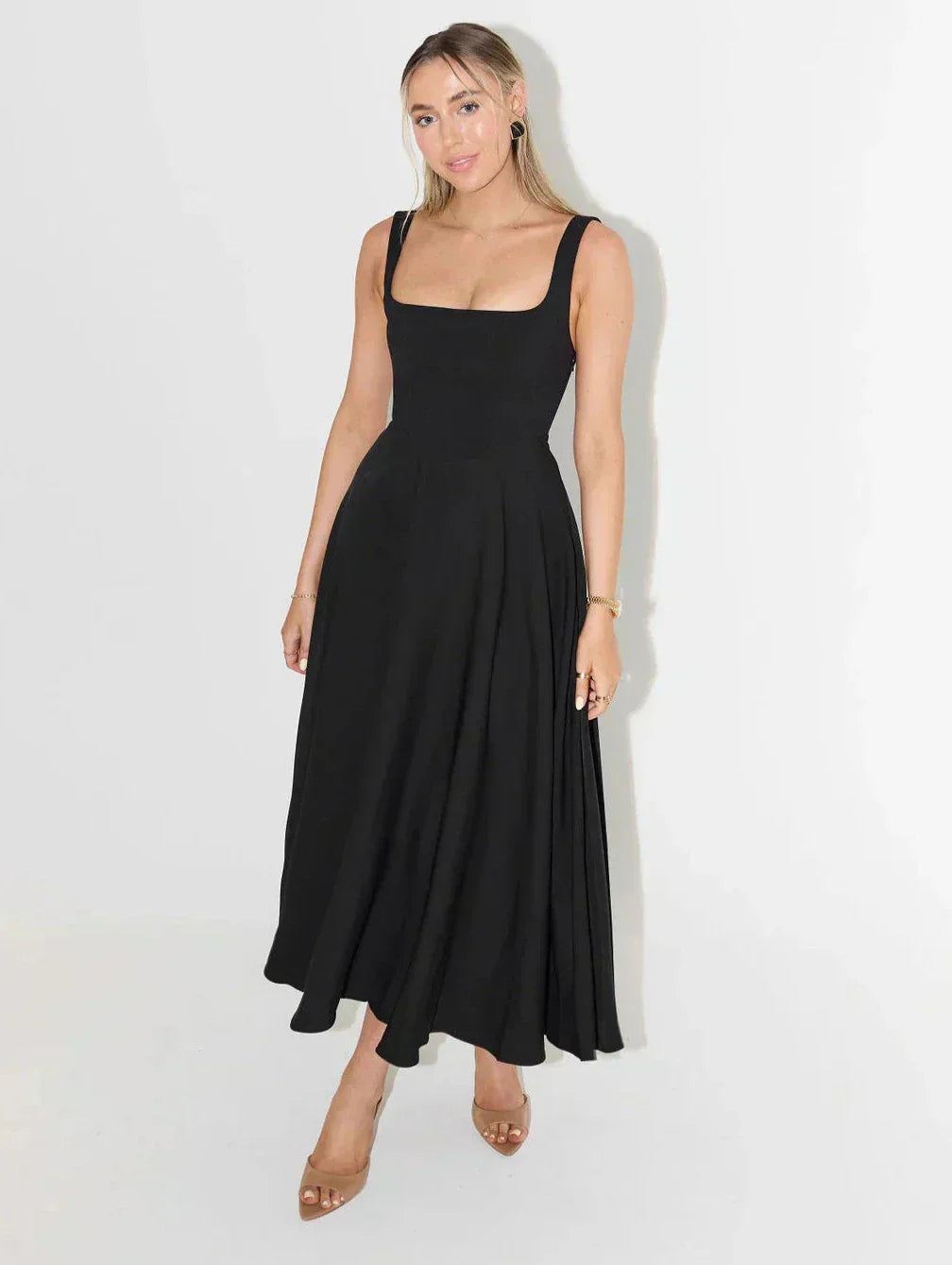 Robe Confortable Qui Attire Facilement Tous Les Regards