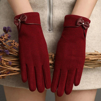 Gants élégants en velours avec nœud papillon