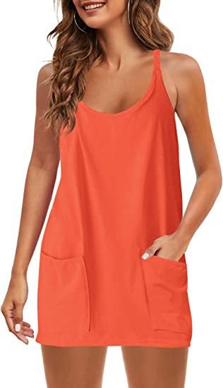 Mini robe confortable à bretelles avec short intégré