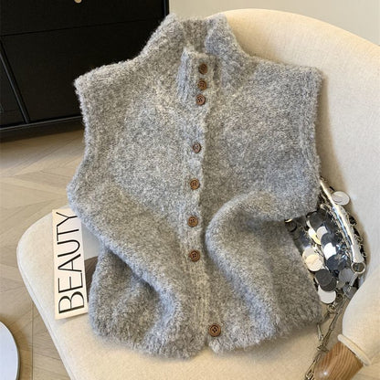 Gilet sans manches en maille texturée à col montant boutonné