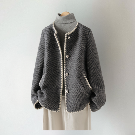 Cardigan en maille légère chic pour superposition
