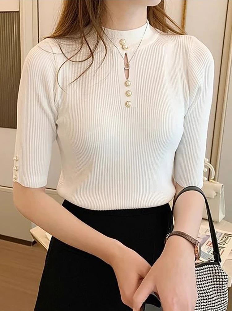 Blouse rose douce et transparente pour une élégance quotidienne