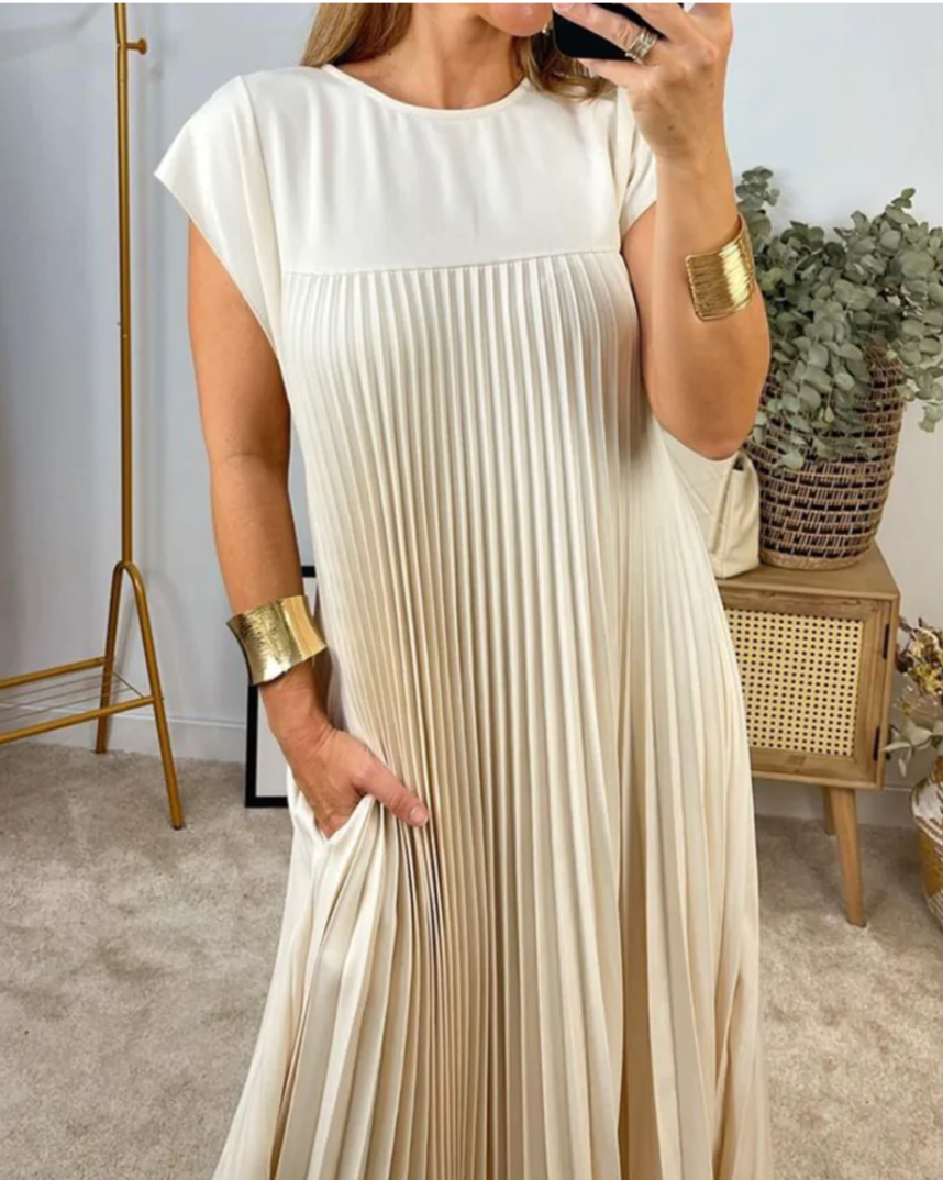 Robe Unie Plissée Sans Manches