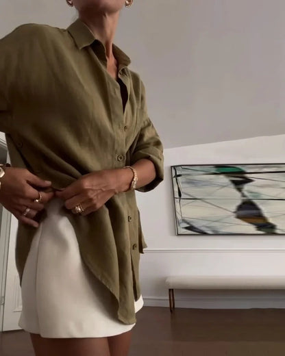 Ensemble deux pièces décontracté avec chemise à revers et jupe