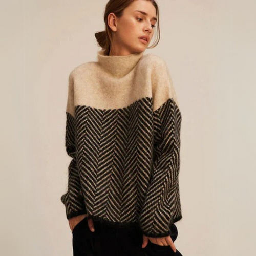 Pull à col roulé en maille épaisse et confortable