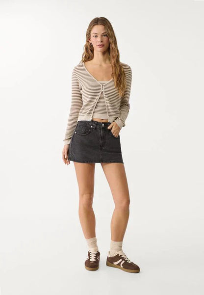 Mini-jupe-short en denim décontractée pour un style quotidien sans effort