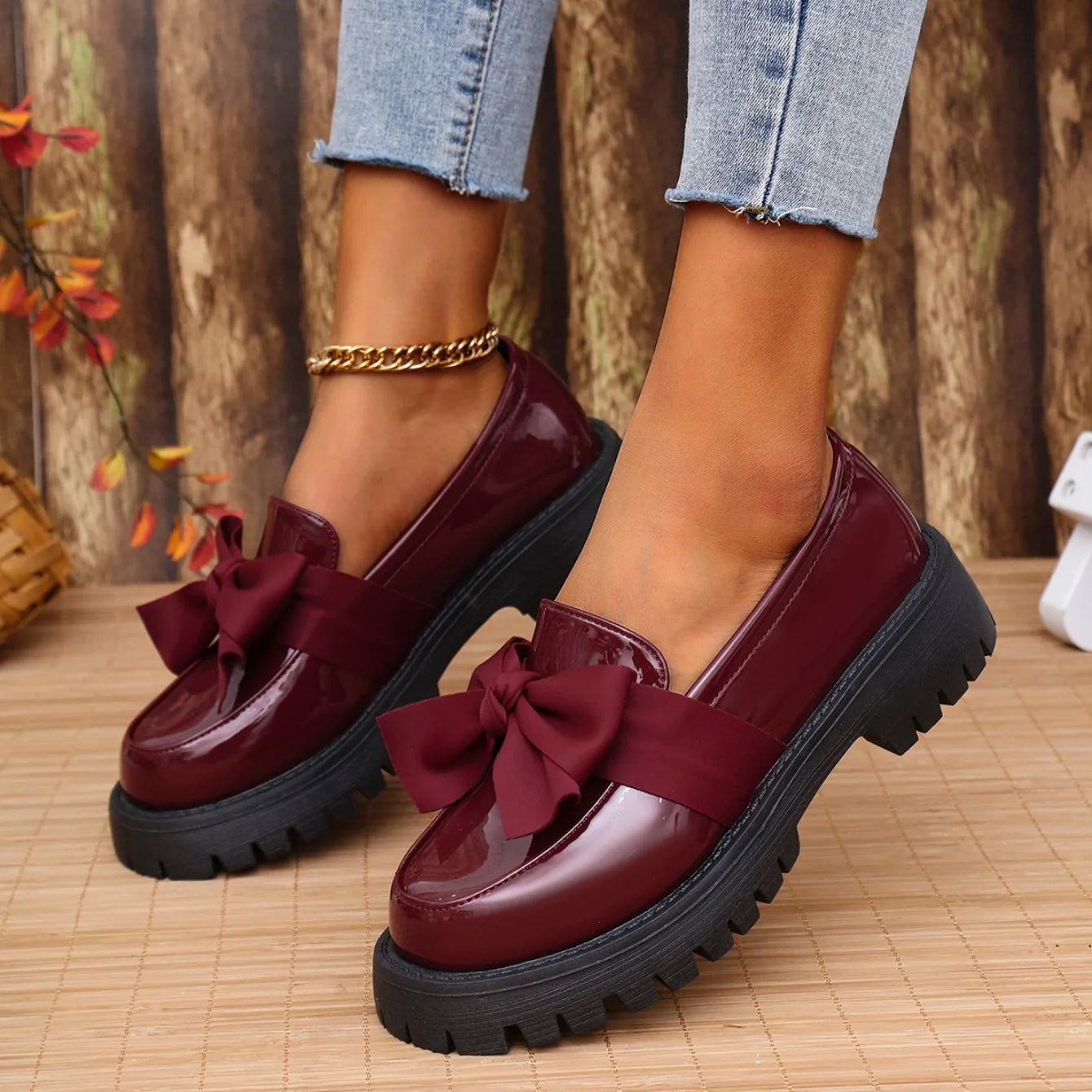Mocassins épais en cuir verni pour femmes