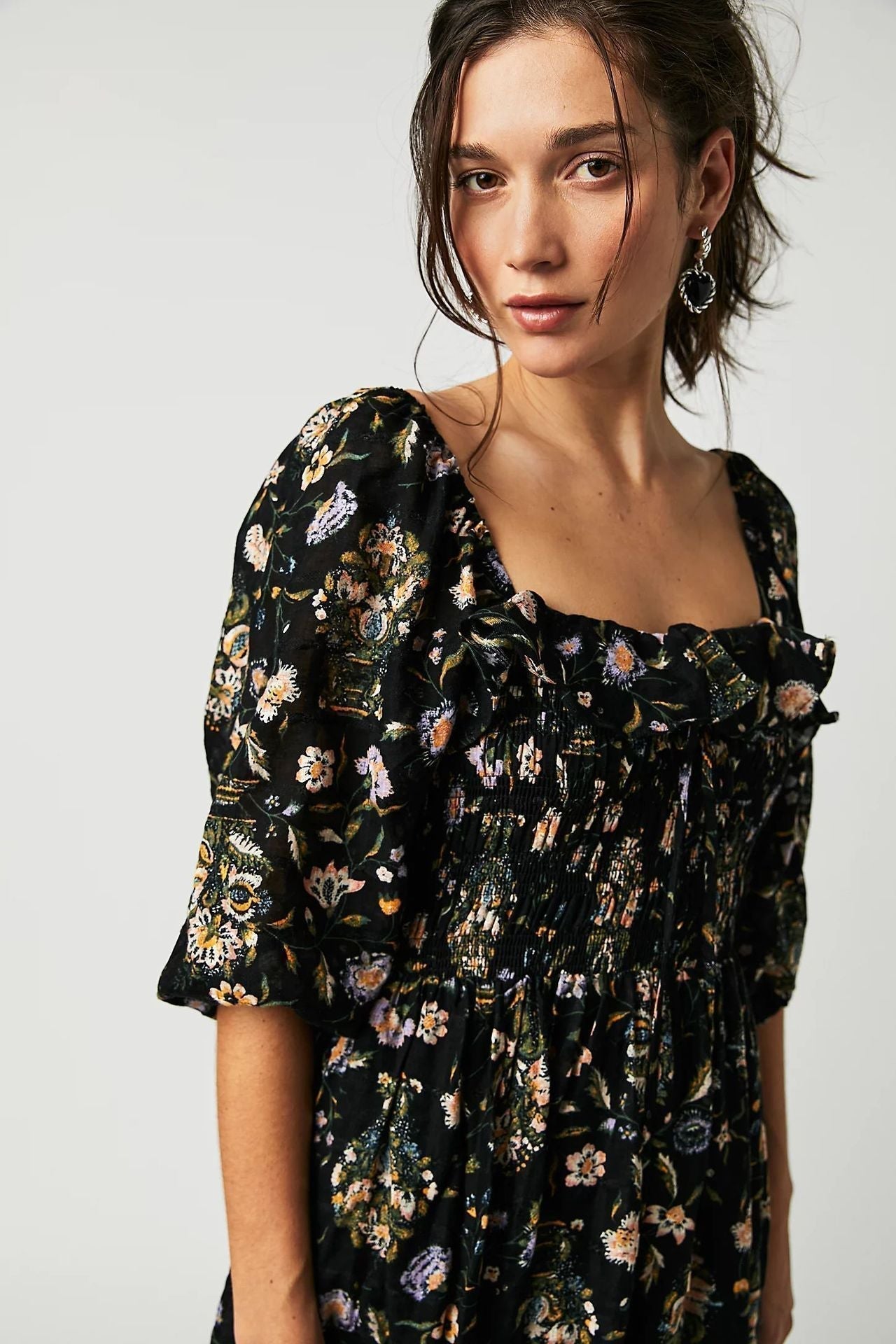 Pauline Laurent® | Robe midi imprimée avec haut froncé et volants