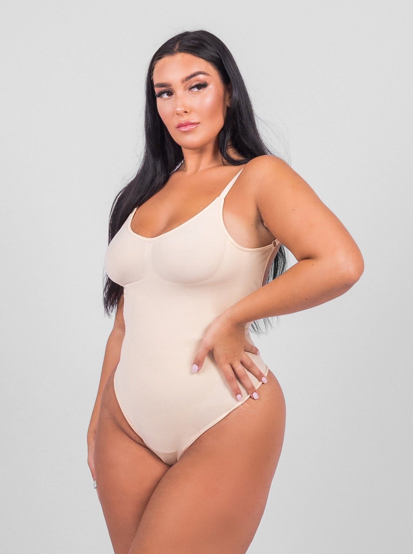 Isabella - Bodysuit String Met Open Rug Design