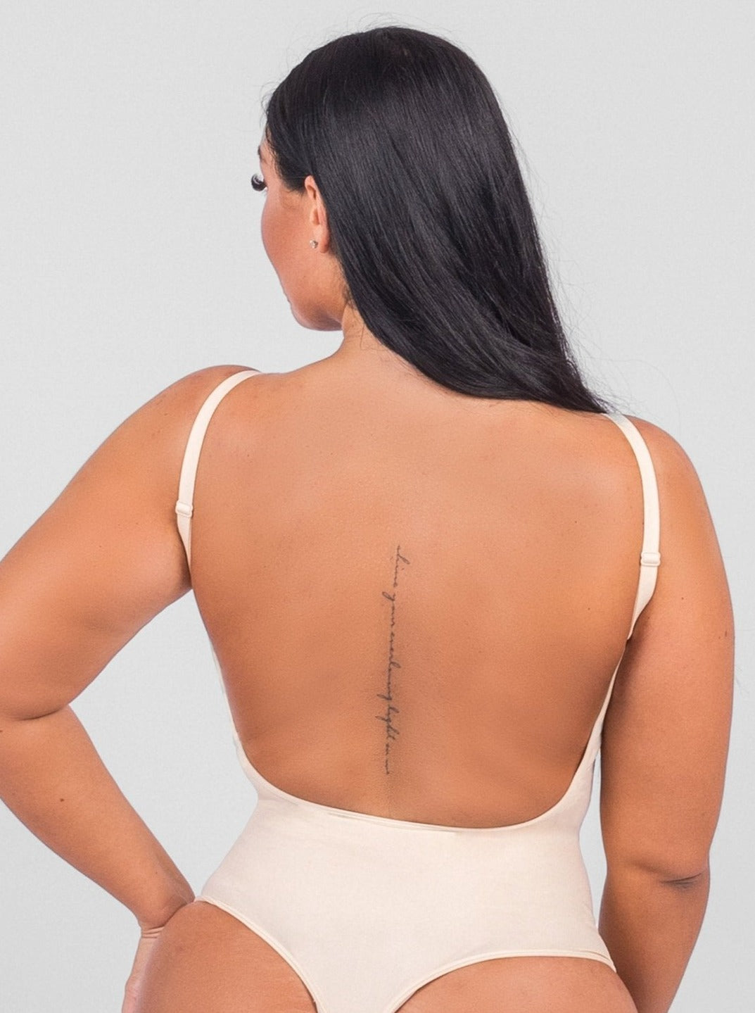Isabella - Bodysuit String Met Open Rug Design