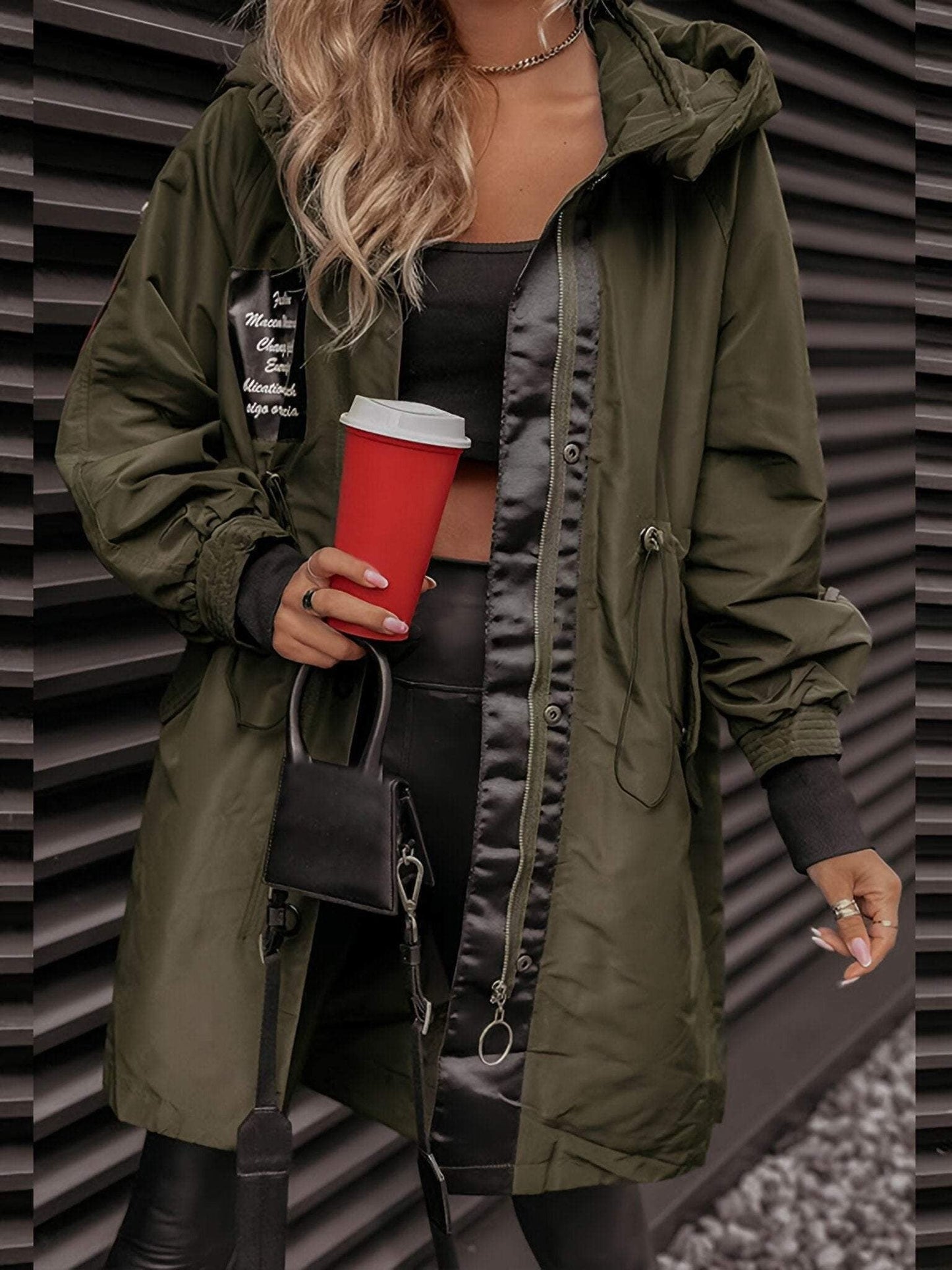 Veste à capuche et manches longues pour femme