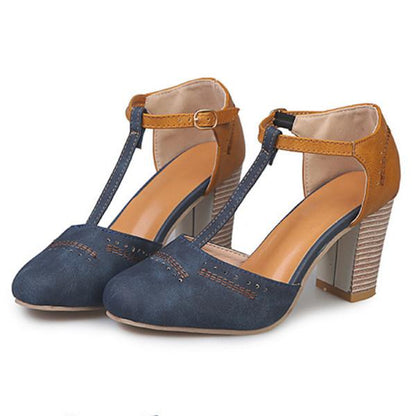 Chaussures à bout fermé et à talon bloc femmes