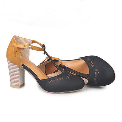 Chaussures à bout fermé et à talon bloc femmes