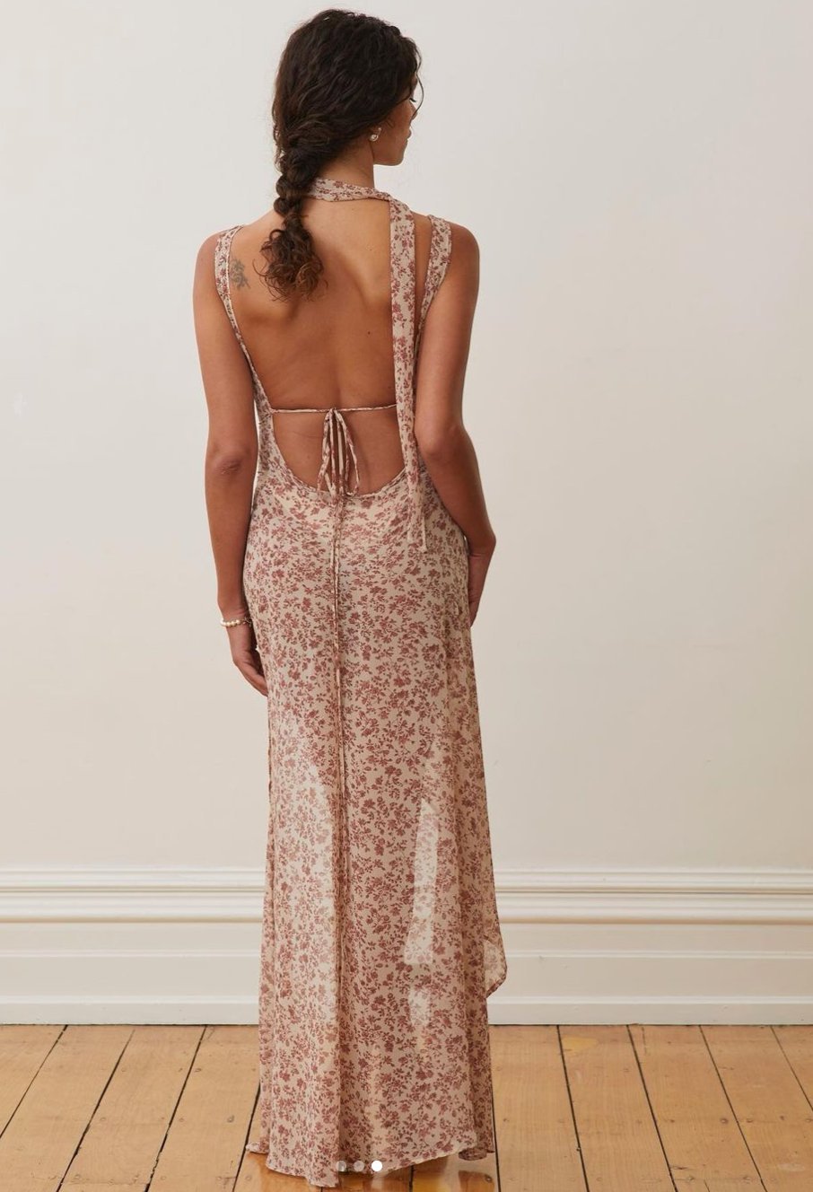 Pauline Laurent® | Robe maxi dos nu transparente avec fente