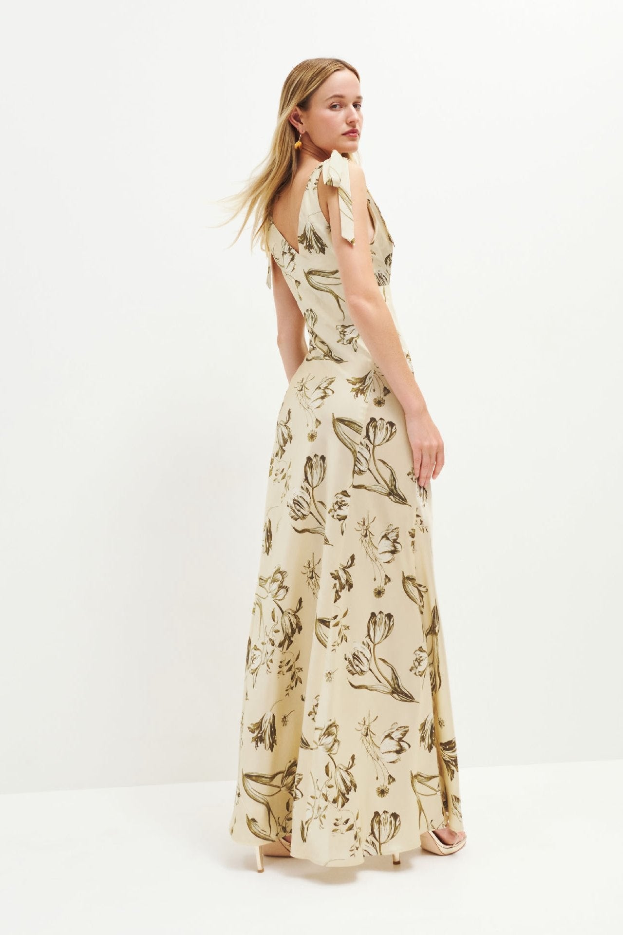 Pauline Laurent® | Robe maxi évasée avec nœuds