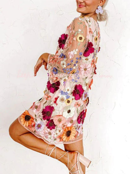 Pauline Laurent® | Robe courte hipster à fleurs en trois dimensions