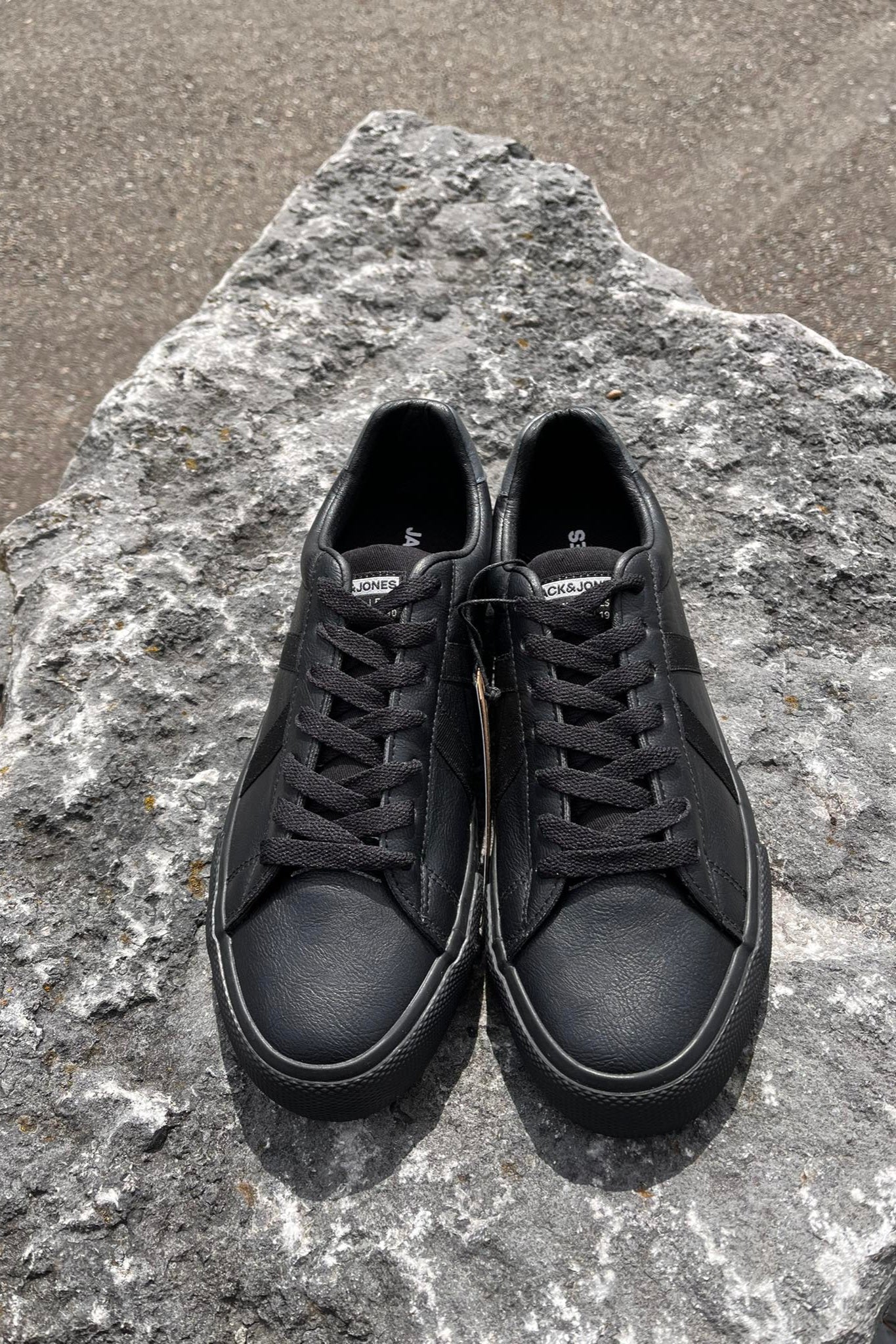 Baskets JFWFREEMAN Noires