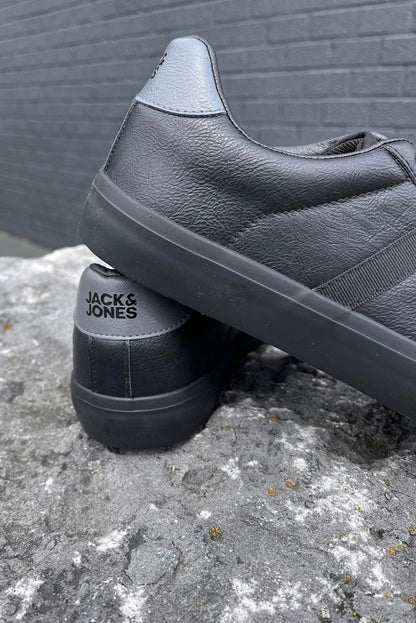 Baskets JFWFREEMAN Noires