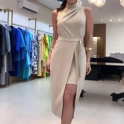 LOUISE - Robe mi-longue fendue sans manches