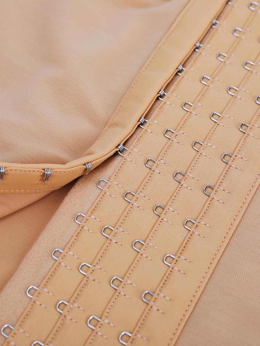 Zinora® – Gaine latex ventre plat à poitrine dégagée et soutien réglable
